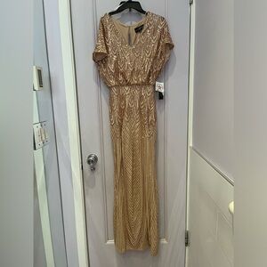Sequined V-Neck Short Sleeve Gown in Light Pink/ Rose Gold